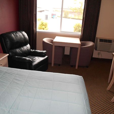 Guesthouse Inn & Suites Eugene/سبرينجفيلد المظهر الخارجي الصورة