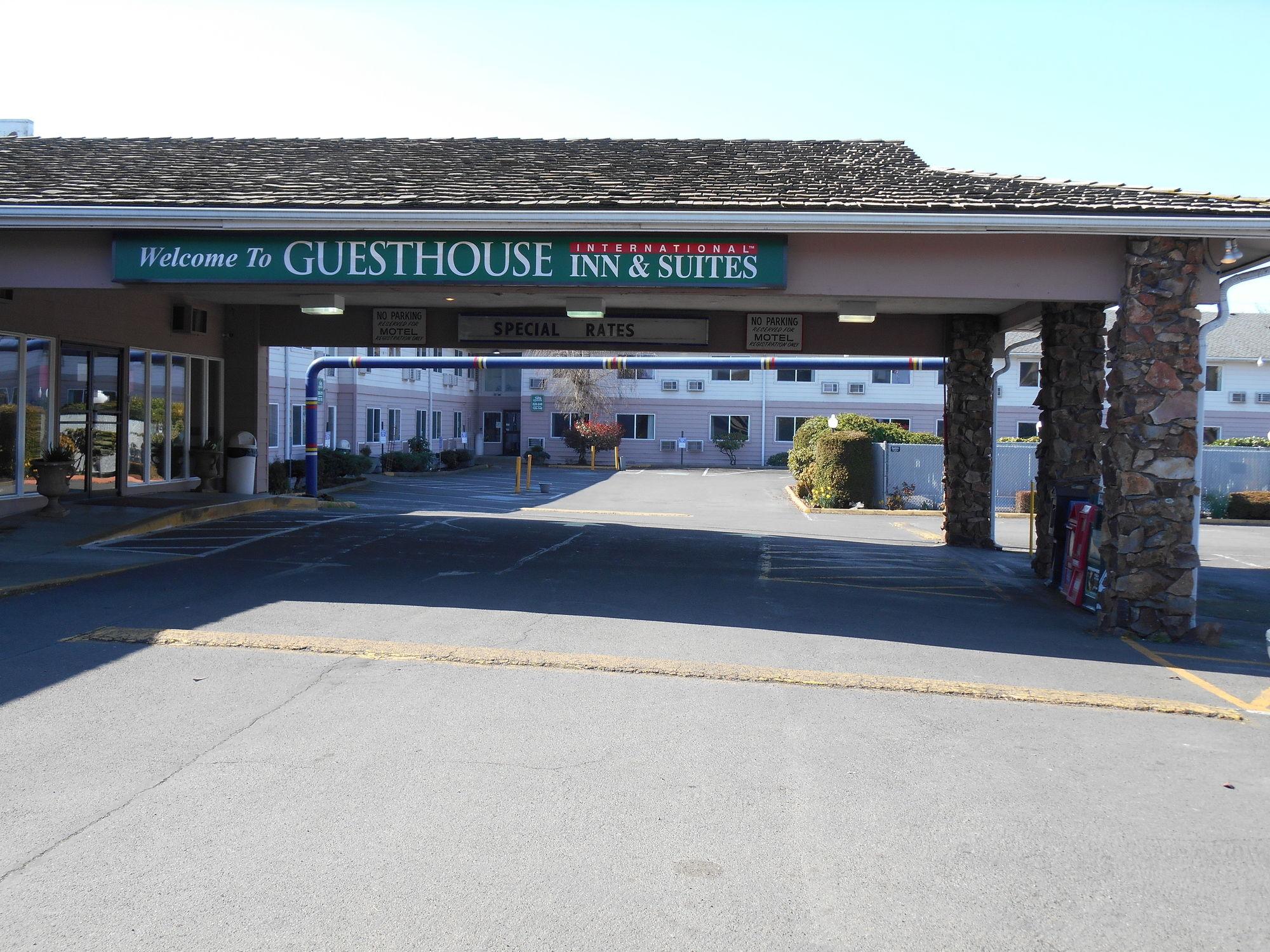 Guesthouse Inn & Suites Eugene/سبرينجفيلد المظهر الخارجي الصورة