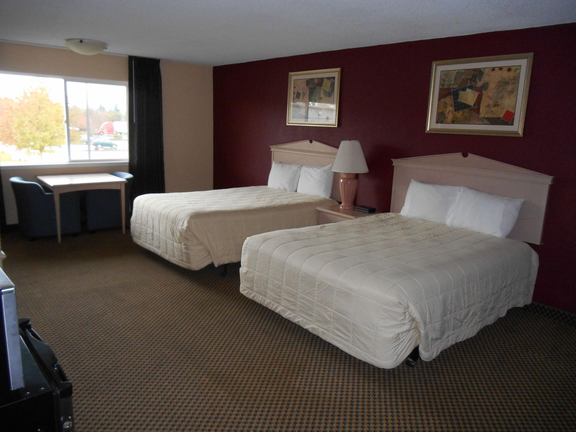 Guesthouse Inn & Suites Eugene/سبرينجفيلد المظهر الخارجي الصورة