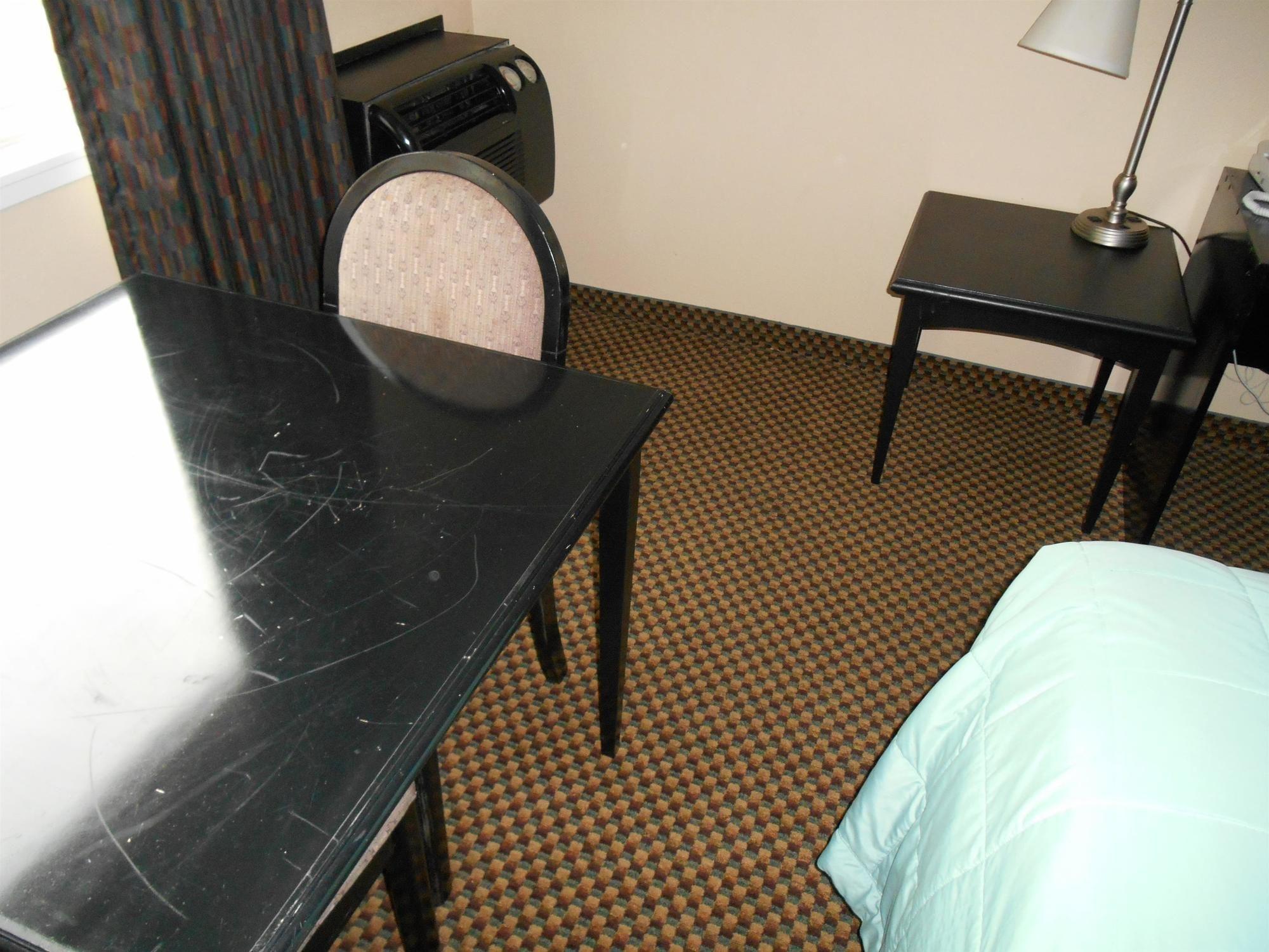 Guesthouse Inn & Suites Eugene/سبرينجفيلد المظهر الخارجي الصورة