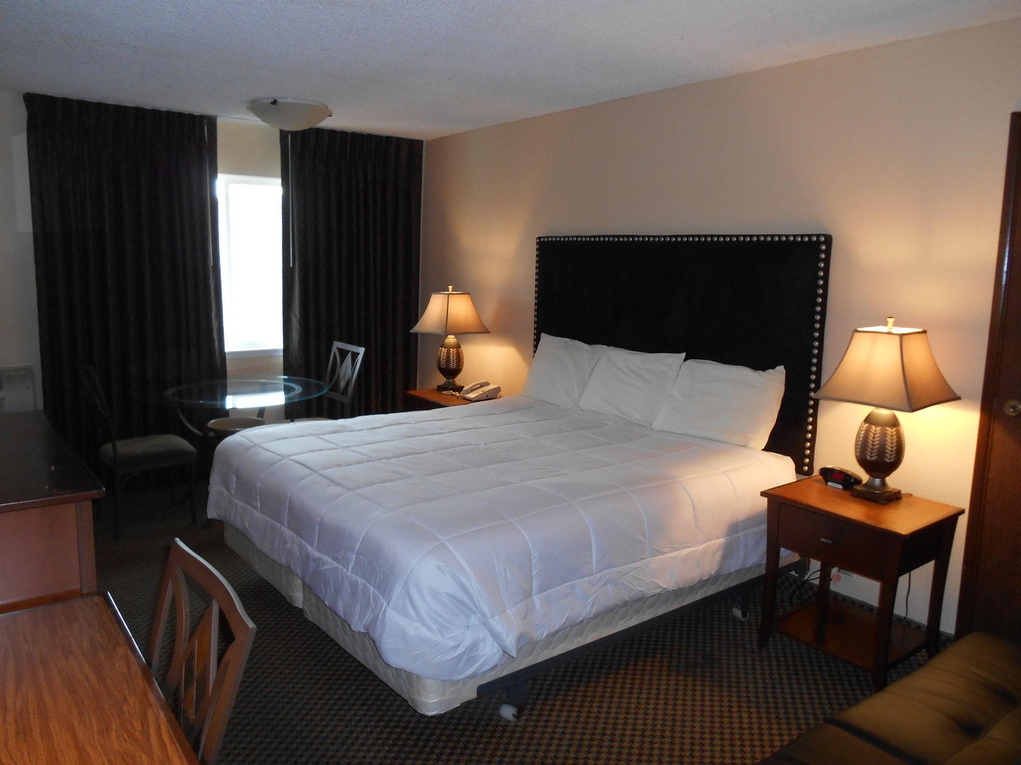 Guesthouse Inn & Suites Eugene/سبرينجفيلد المظهر الخارجي الصورة