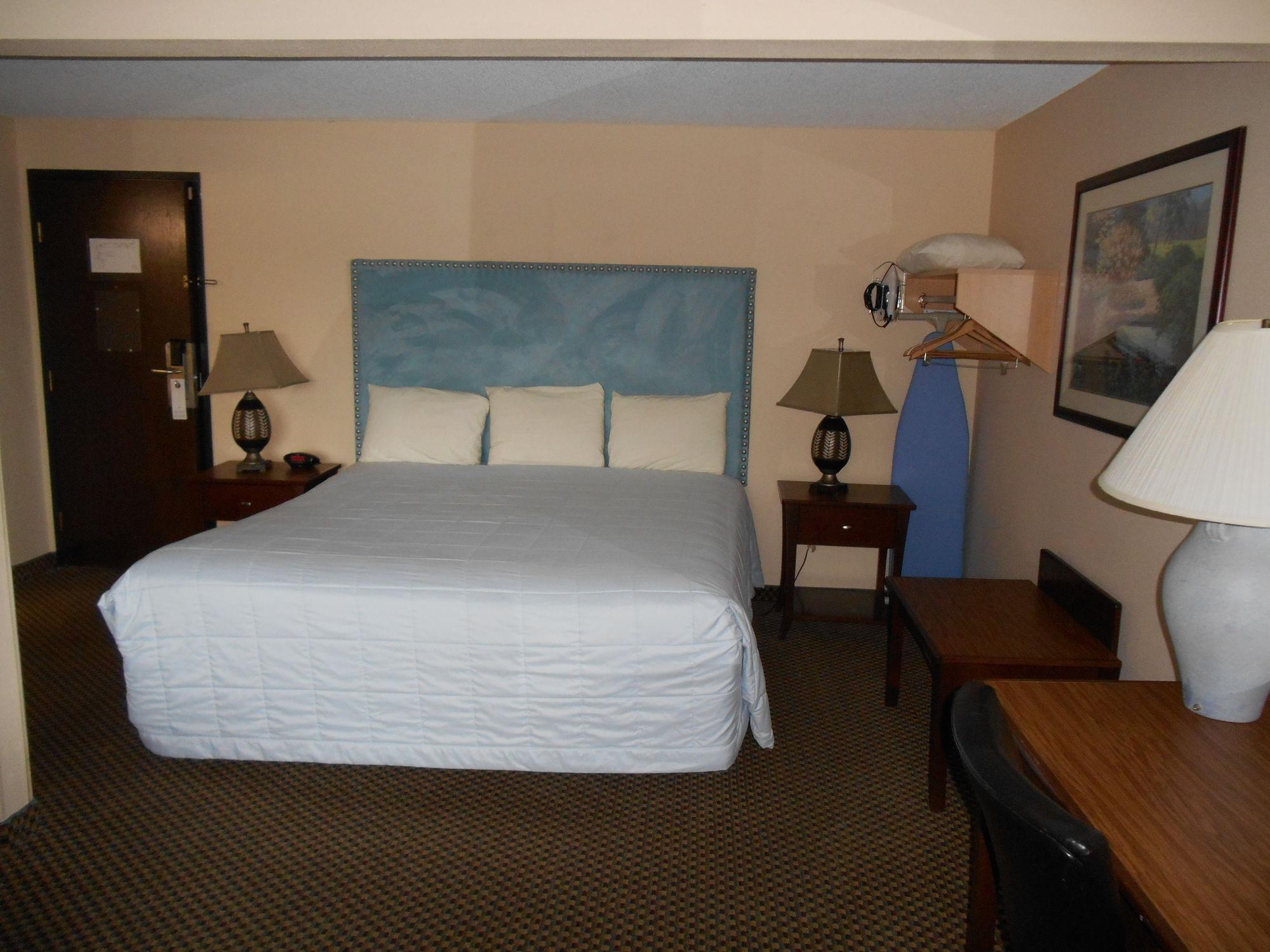 Guesthouse Inn & Suites Eugene/سبرينجفيلد المظهر الخارجي الصورة