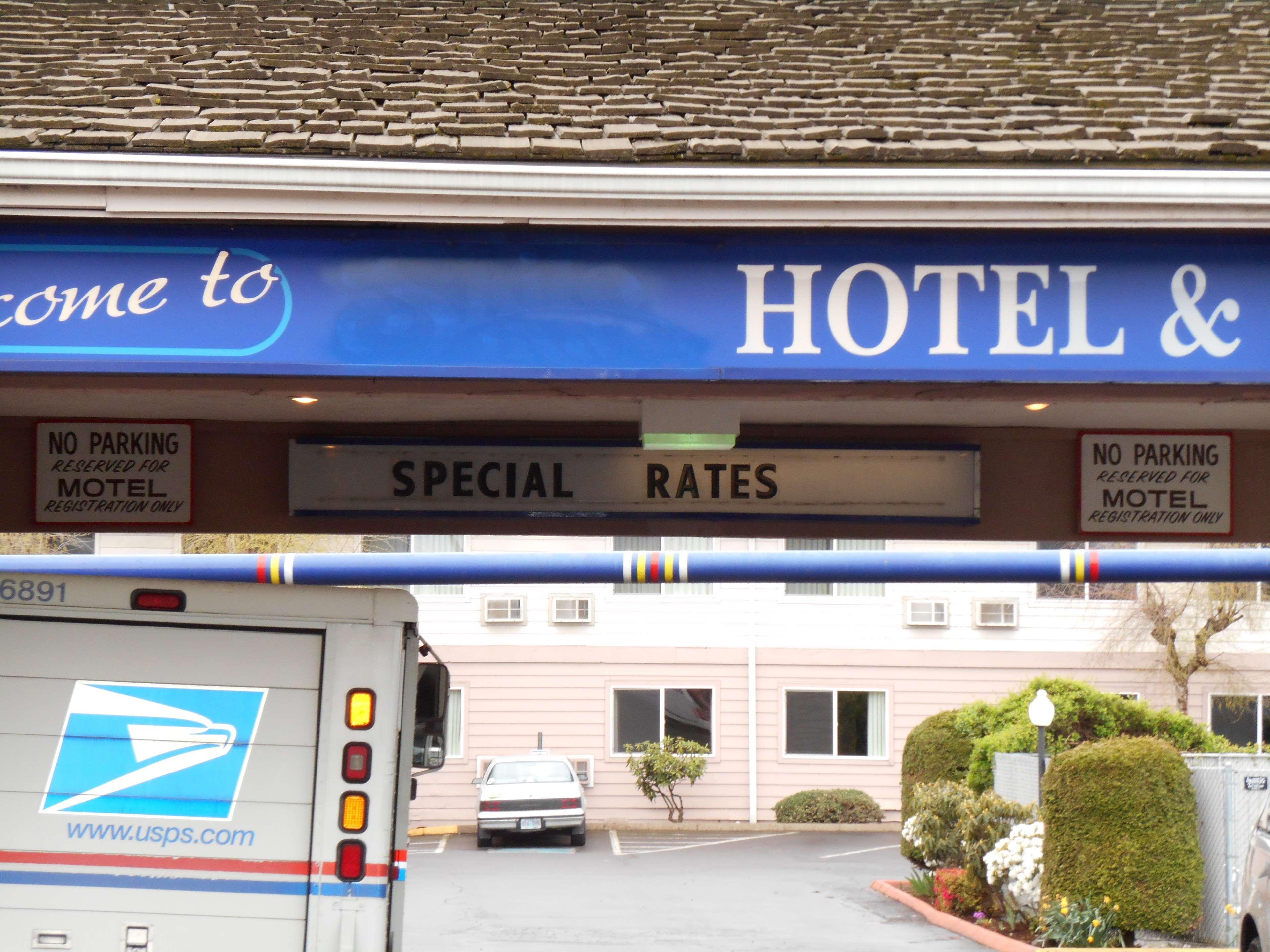 Guesthouse Inn & Suites Eugene/سبرينجفيلد المظهر الخارجي الصورة