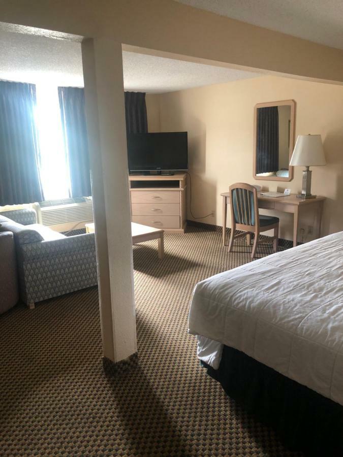Guesthouse Inn & Suites Eugene/سبرينجفيلد المظهر الخارجي الصورة