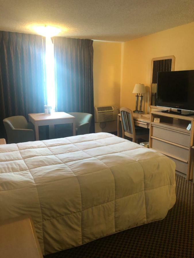 Guesthouse Inn & Suites Eugene/سبرينجفيلد المظهر الخارجي الصورة