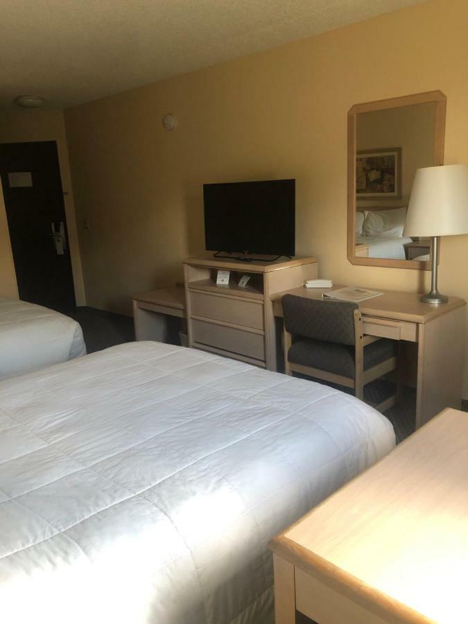 Guesthouse Inn & Suites Eugene/سبرينجفيلد المظهر الخارجي الصورة